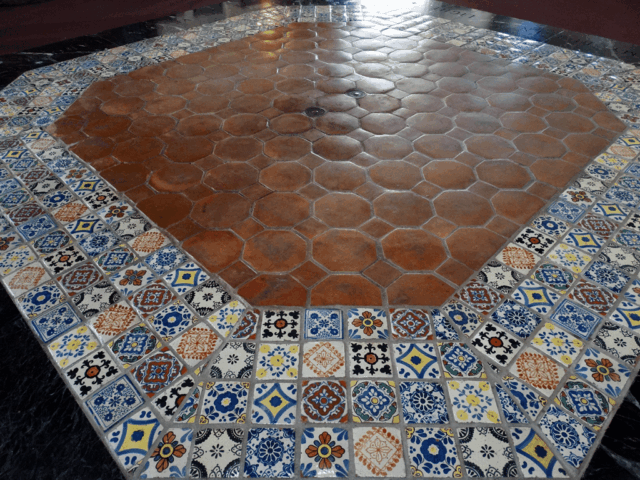 piso azulejos