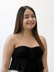 Ariana_secretaria